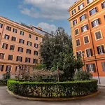 2 Bedroom Apartment Flaminio Vignola