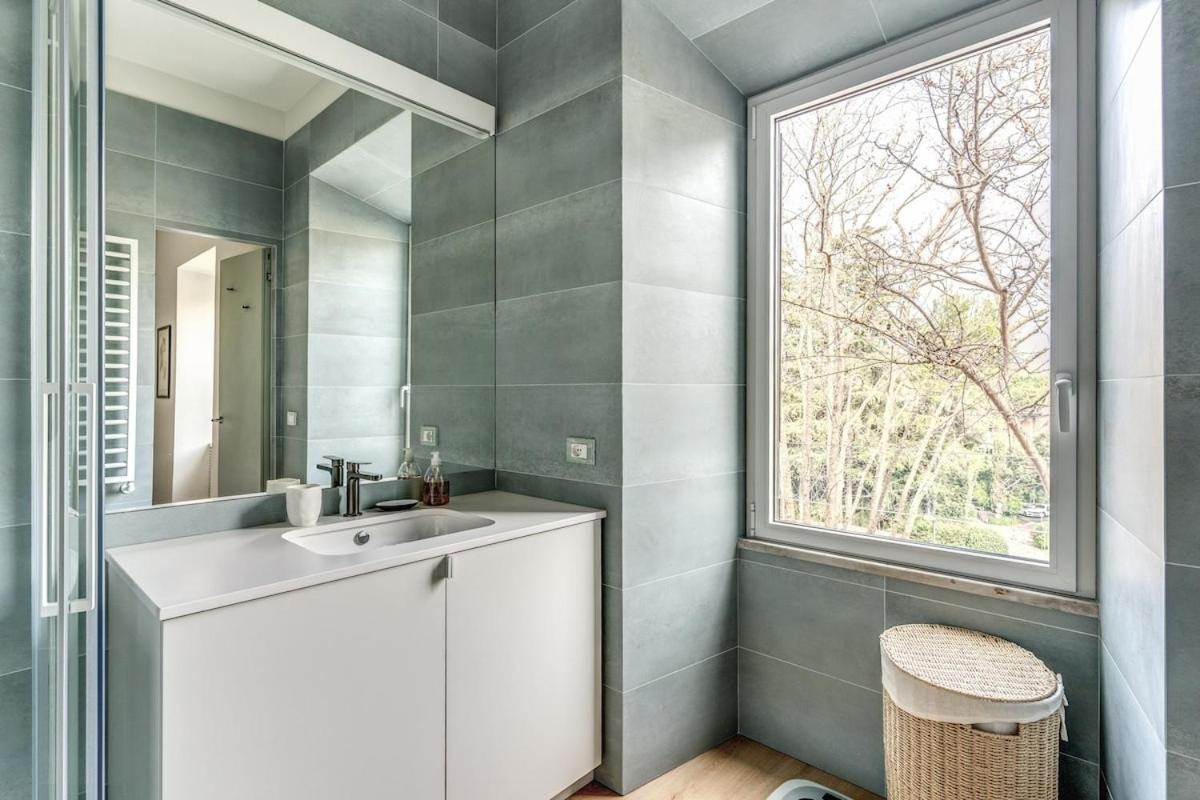 Lägenhet 2 Bedroom Flaminio Vignola *